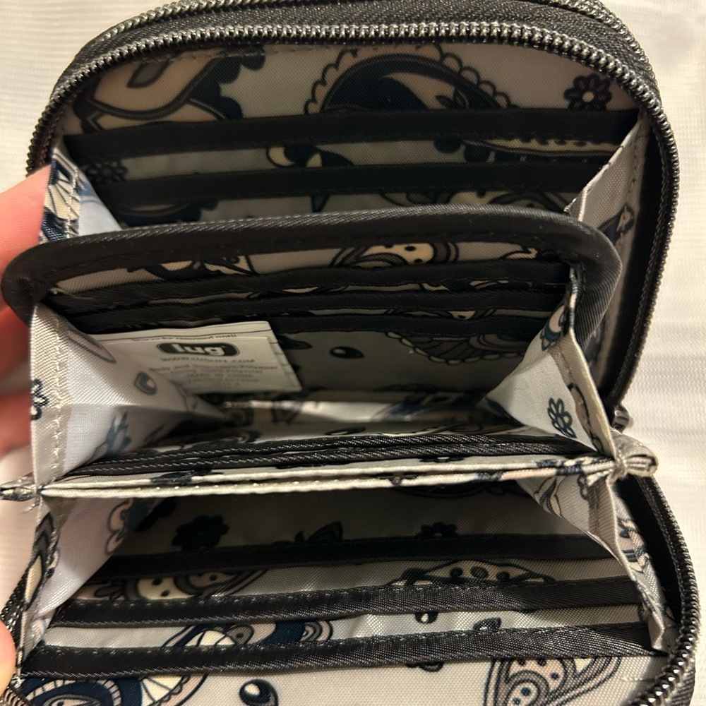 Lug compact zip around RFID wallet black - Picture 2 of 6